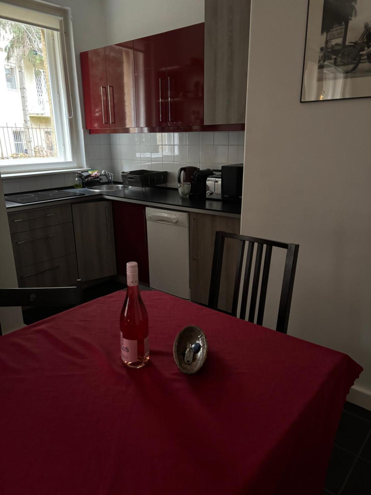 Judy And Sandor Apartmen Boedapest Buitenkant foto